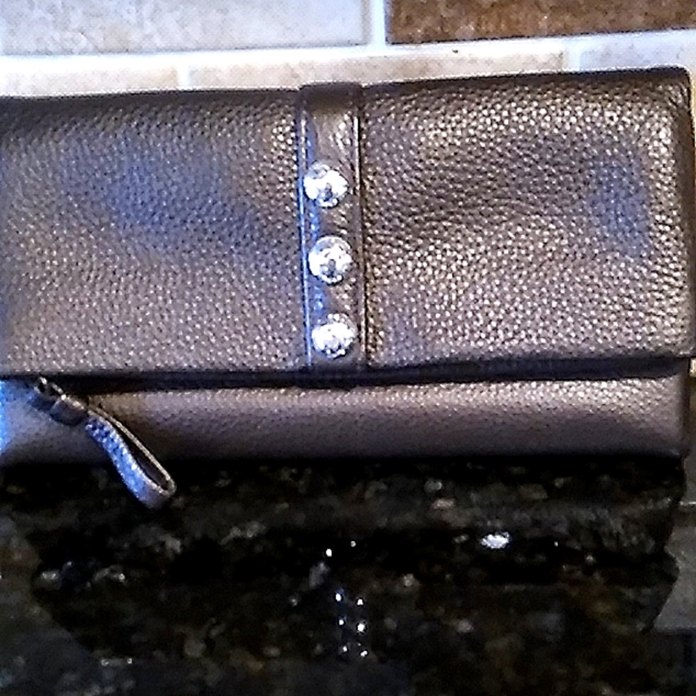 Brighton wallet